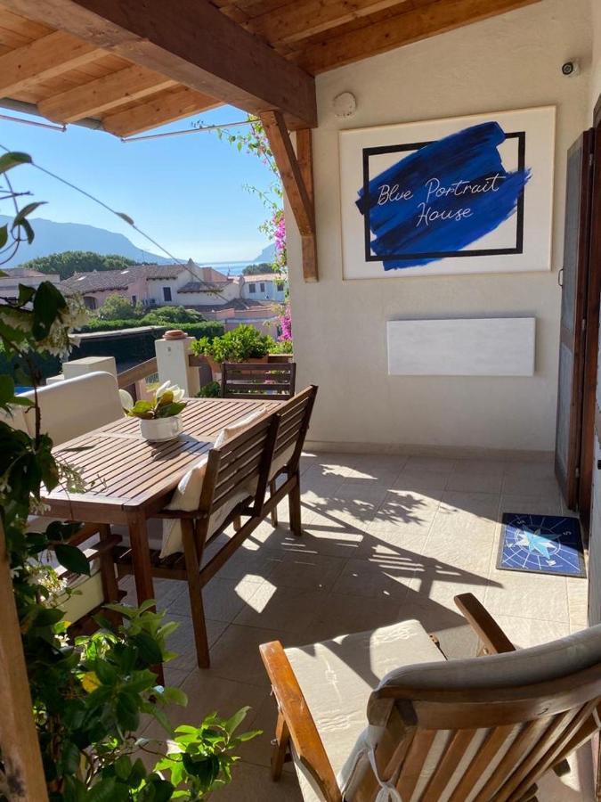 Blue Portrait House Apartamento Golfo Aranci Exterior foto