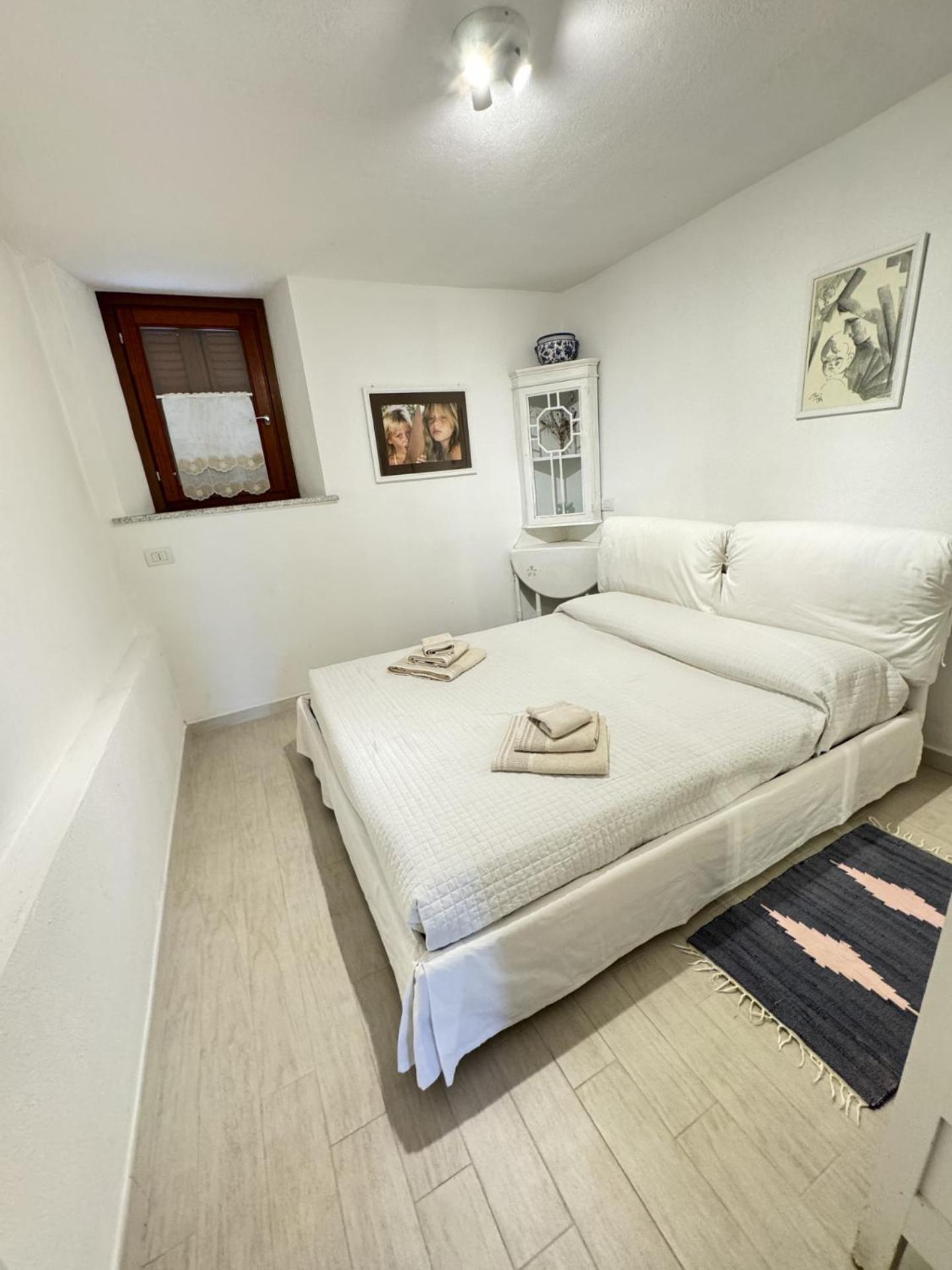 Blue Portrait House Apartamento Golfo Aranci Exterior foto